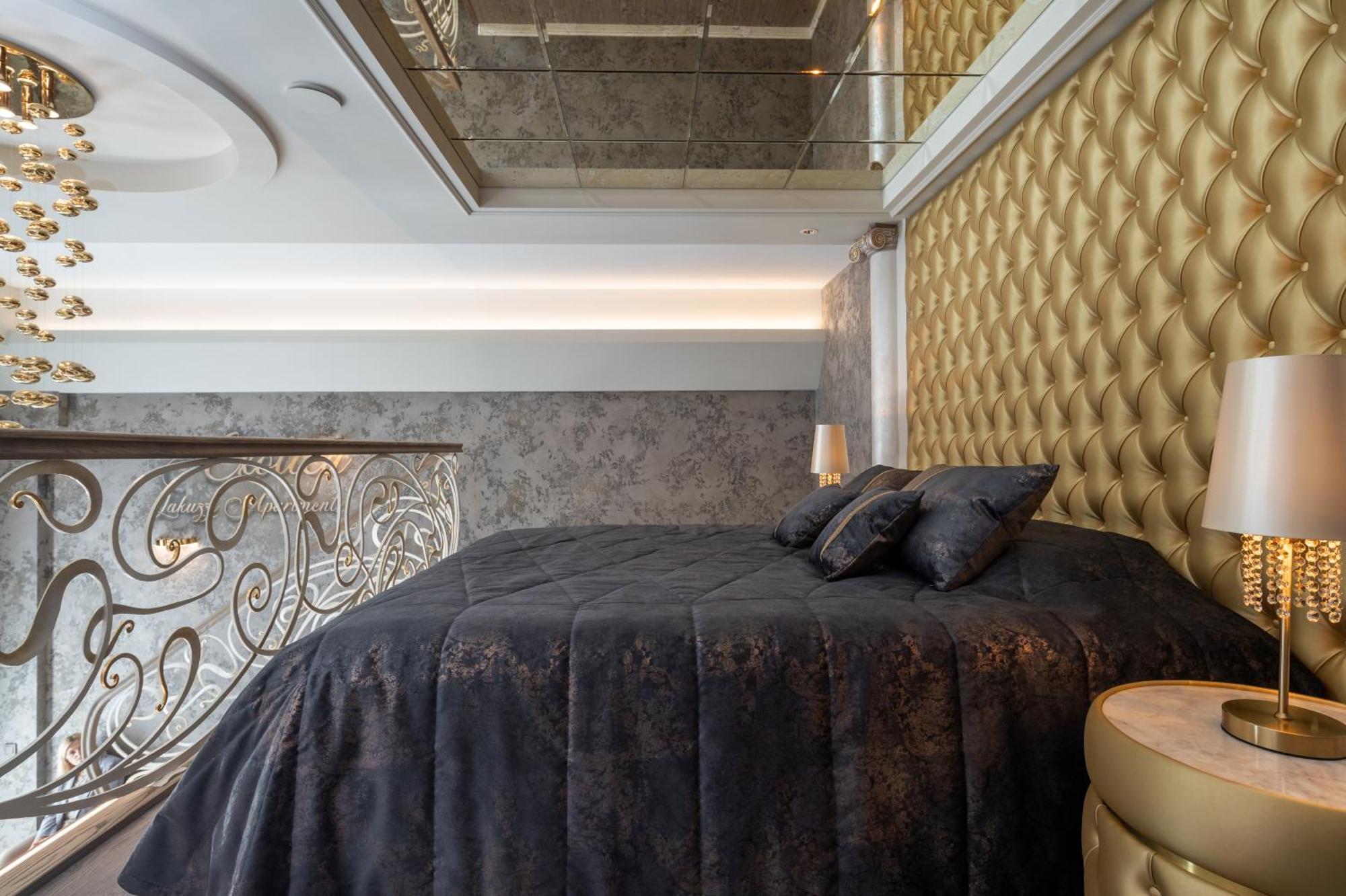 Jacuzzi Exotica Apartment Klaipėda Dış mekan fotoğraf